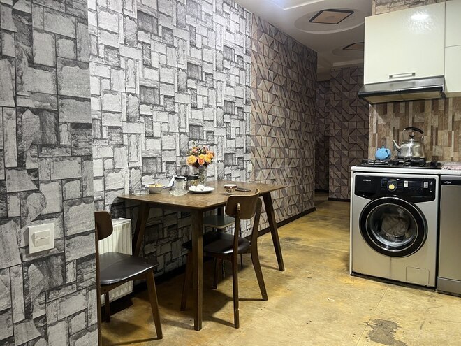 Продаётся 3-комн. вторичка 75 м², м. Ази Асланов, photo 1 from 23