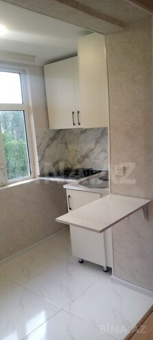 Продаётся 2-комн. вторичка 35 м², м. Иншаатчылар, photo 1 from 13