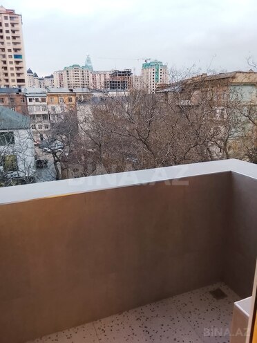 Продаётся 2-комн. вторичка 60 м², м. Нариман Нариманов, photo 17 from 20