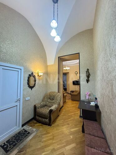 İcarəyə verilir 2 otaqlı köhnə tikili 65 m², Sahil m., photo 3 from 9