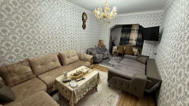 Satılır 3 otaqlı köhnə tikili 80 m², İnşaatçılar m., photo 1 from 20