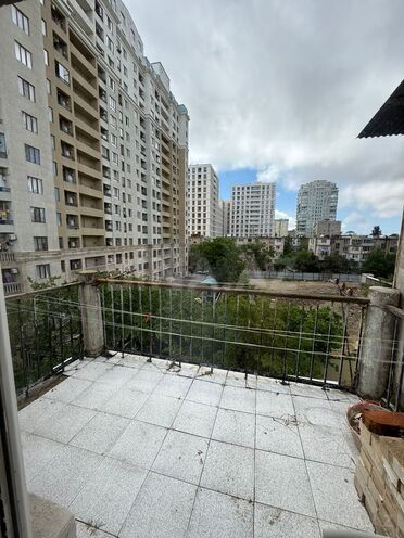 İcarəyə verilir 3 otaqlı köhnə tikili 75 m², İnşaatçılar m., photo 9 from 13