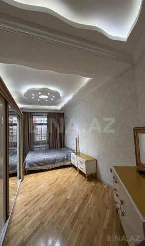 Satılır 4 otaqlı yeni tikili 247 m², 28 May m., photo 5 from 12