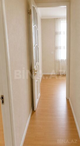 Продаётся 2-комн. вторичка 35 м², м. Иншаатчылар, photo 5 from 8