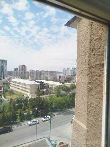 Продаётся 2-комн. вторичка 60 м², м. Ази Асланов, photo 14 from 19