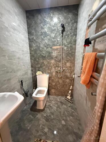 Сдаётся 1-комн. новостройка 58 м², м. 8 ноября, photo 11 from 12