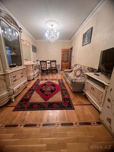 Продаётся 2-комн. вторичка 65 м², м. Азадлыг проспекти, photo 1 from 12