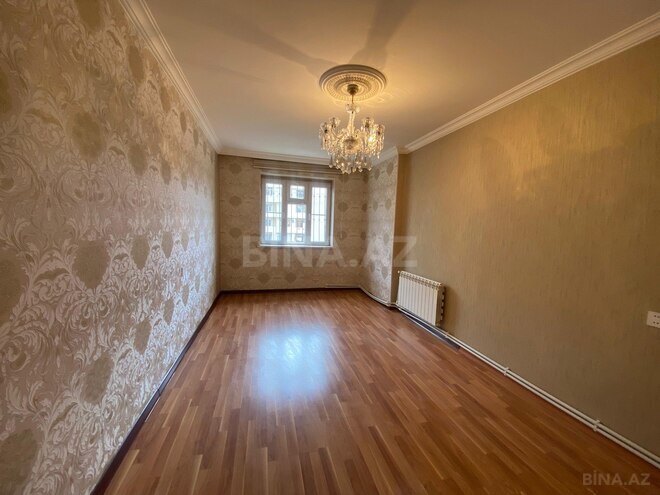 Продаётся 4-комн. вторичка 100 м², пос. Бакиханова, photo 15 from 25