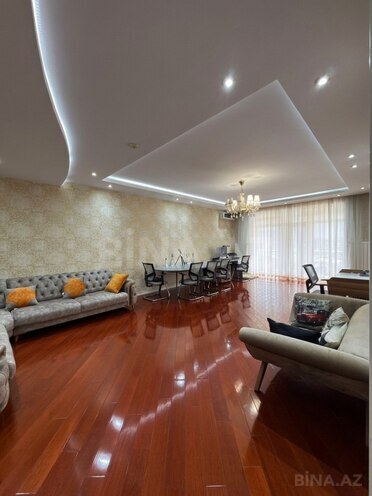 Satılır 4 otaqlı yeni tikili 207 m², Gənclik m., photo 1 from 17
