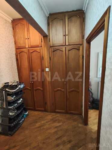 Продаётся 3-комн. вторичка 60 м², м. Иншаатчылар, photo 4 from 16