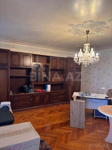 Сдаётся 3-комн. вторичка 70 м², м. Дернегюль, photo 1 from 12