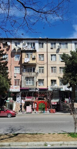 Сдаётся 2-комн. вторичка 70 м², м. Мемар Аджеми, photo 1 from 11