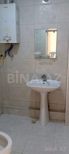 Продаётся 2-комн. вторичка 40 м², м. Иншаатчылар, photo 10 from 11