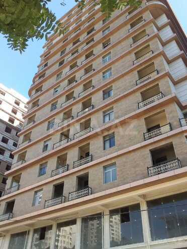 Сдаётся 1-комн. новостройка 45 м², м. Низами, photo 1 from 13