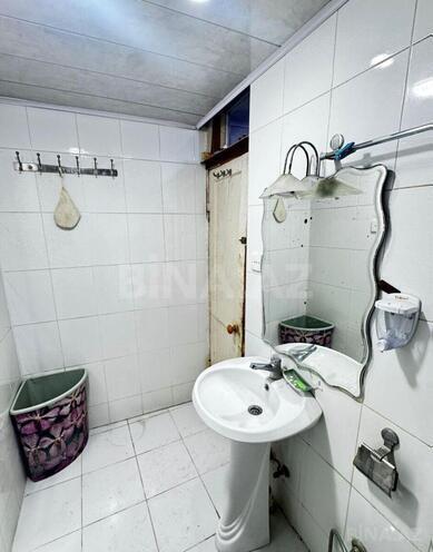 Продаётся 3-комн. вторичка 50 м², м. Иншаатчылар, photo 6 from 7