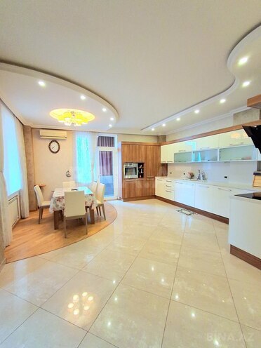 Продаётся 5-комн. новостройка 250 м², м. Элмляр Академиясы, photo 4 from 7