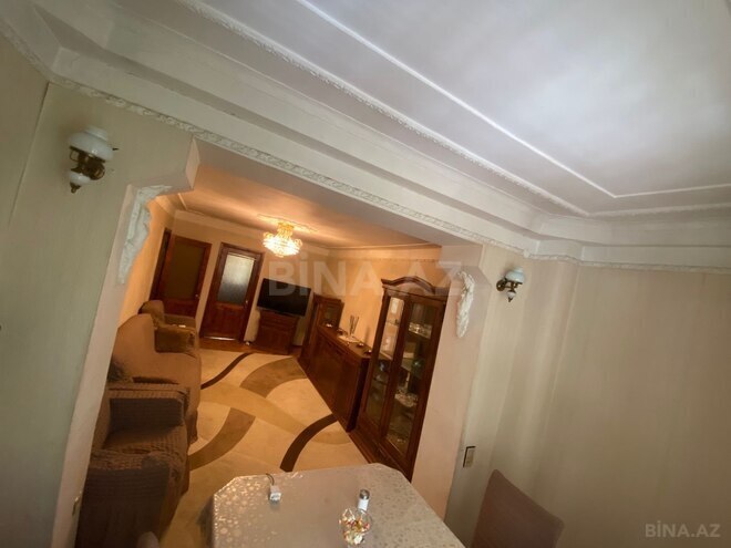 Продаётся 3-комн. вторичка 80 м², м. Ичеришехер, photo 3 from 11