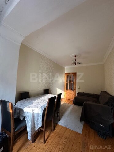 Продаётся 2-комн. вторичка 40 м², м. Нариман Нариманов, photo 1 from 8
