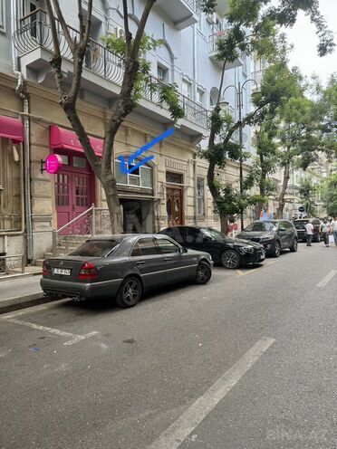 Продаётся 1-комн. вторичка 40 м², м. Сахил, photo 9 from 11
