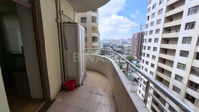 Продаётся 3-комн. новостройка 90 м², м. Элмляр Академиясы, photo 9 from 15
