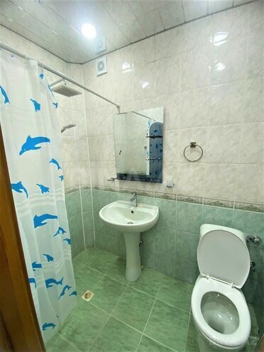 İcarəyə verilir 2 otaqlı köhnə tikili 65 m², Bayıl q., photo 6 from 8