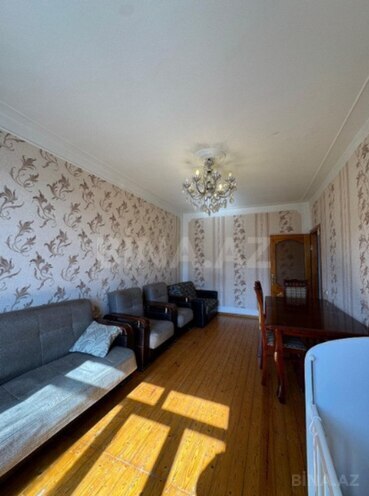 Продаётся 2-комн. вторичка 63 м², м. Ахмедлы, photo 1 from 13