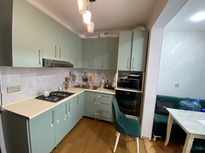 Продаётся 2-комн. вторичка 60 м², м. Ази Асланов, photo 10 from 21