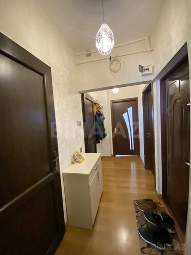 Продаётся 2-комн. вторичка 60 м², м. Ази Асланов, photo 17 from 21
