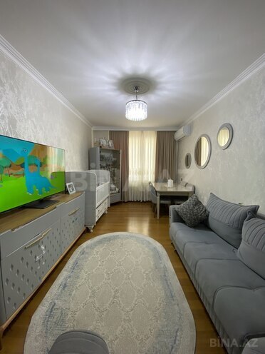 Продаётся 2-комн. вторичка 60 м², м. Ази Асланов, photo 1 from 21