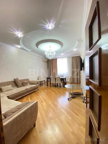 İcarəyə verilir 3 otaqlı yeni tikili 130 m², İnşaatçılar m., photo 3 from 24