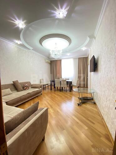 İcarəyə verilir 3 otaqlı yeni tikili 130 m², İnşaatçılar m., photo 4 from 24