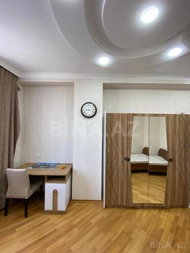 İcarəyə verilir 3 otaqlı yeni tikili 130 m², İnşaatçılar m., photo 13 from 24
