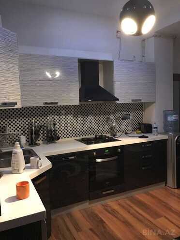 Сдаётся 3-комн. новостройка 135 м², м. Низами, photo 12 from 17