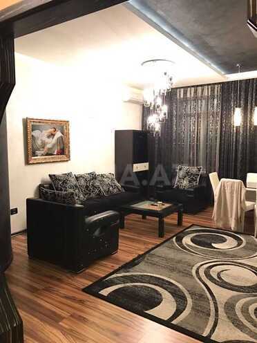 Сдаётся 3-комн. новостройка 135 м², м. Низами, photo 8 from 17