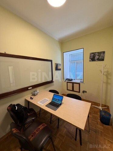 Сдаётся 3-комн. вторичка 45 м², м. Низами, photo 4 from 9