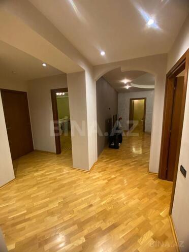 Продаётся 3-комн. вторичка 110 м², м. Элмляр Академиясы, photo 5 from 25