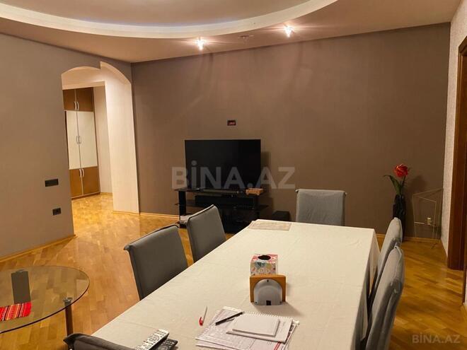 Продаётся 3-комн. вторичка 110 м², м. Элмляр Академиясы, photo 15 from 25