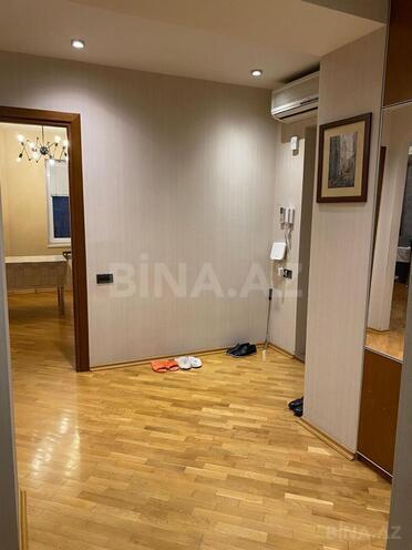 Продаётся 3-комн. вторичка 110 м², м. Элмляр Академиясы, photo 17 from 25