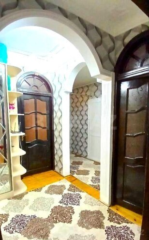 Satılır 3 otaqlı köhnə tikili 75 m², Bakıxanov q., photo 8 from 14