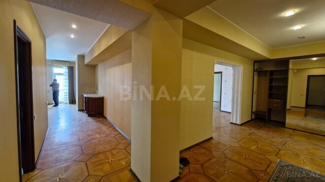 Продаётся 2-комн. новостройка 170 м², м. Элмляр Академиясы, photo 11 from 18