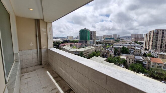 Продаётся 2-комн. новостройка 170 м², м. Элмляр Академиясы, photo 17 from 18