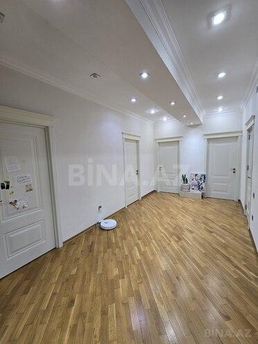 Продаётся 3-комн. новостройка 122 м², м. Кара Караев, photo 6 from 18