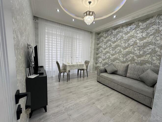 Сдаётся 2-комн. новостройка 60 м², м. 20 января, photo 1 from 15