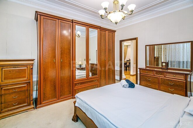 Продаётся 3-комн. вторичка 100 м², м. Сахил, photo 14 from 17