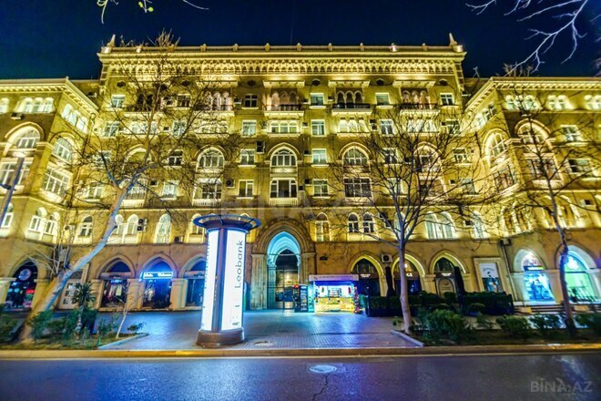 Продаётся 3-комн. вторичка 100 м², м. Сахил, photo 1 from 17