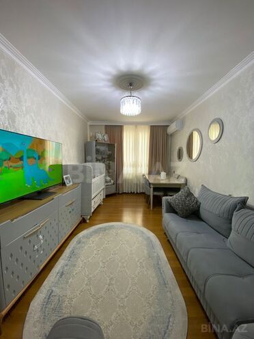 Продаётся 2-комн. вторичка 60 м², м. Ази Асланов, photo 4 from 19