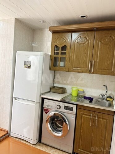 Продаётся 3-комн. вторичка 70 м², м. Элмляр Академиясы, photo 9 from 19