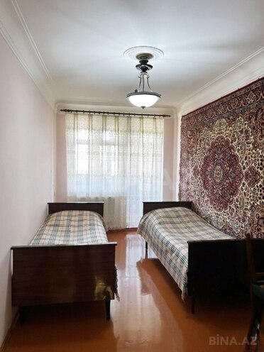 Продаётся 3-комн. вторичка 70 м², м. Элмляр Академиясы, photo 7 from 19