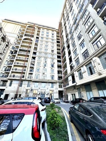 Сдаётся 2-комн. новостройка 80 м², м. Гянджлик, photo 1 from 16
