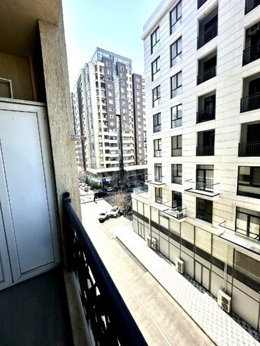 Сдаётся 2-комн. новостройка 80 м², м. Гянджлик, photo 3 from 16